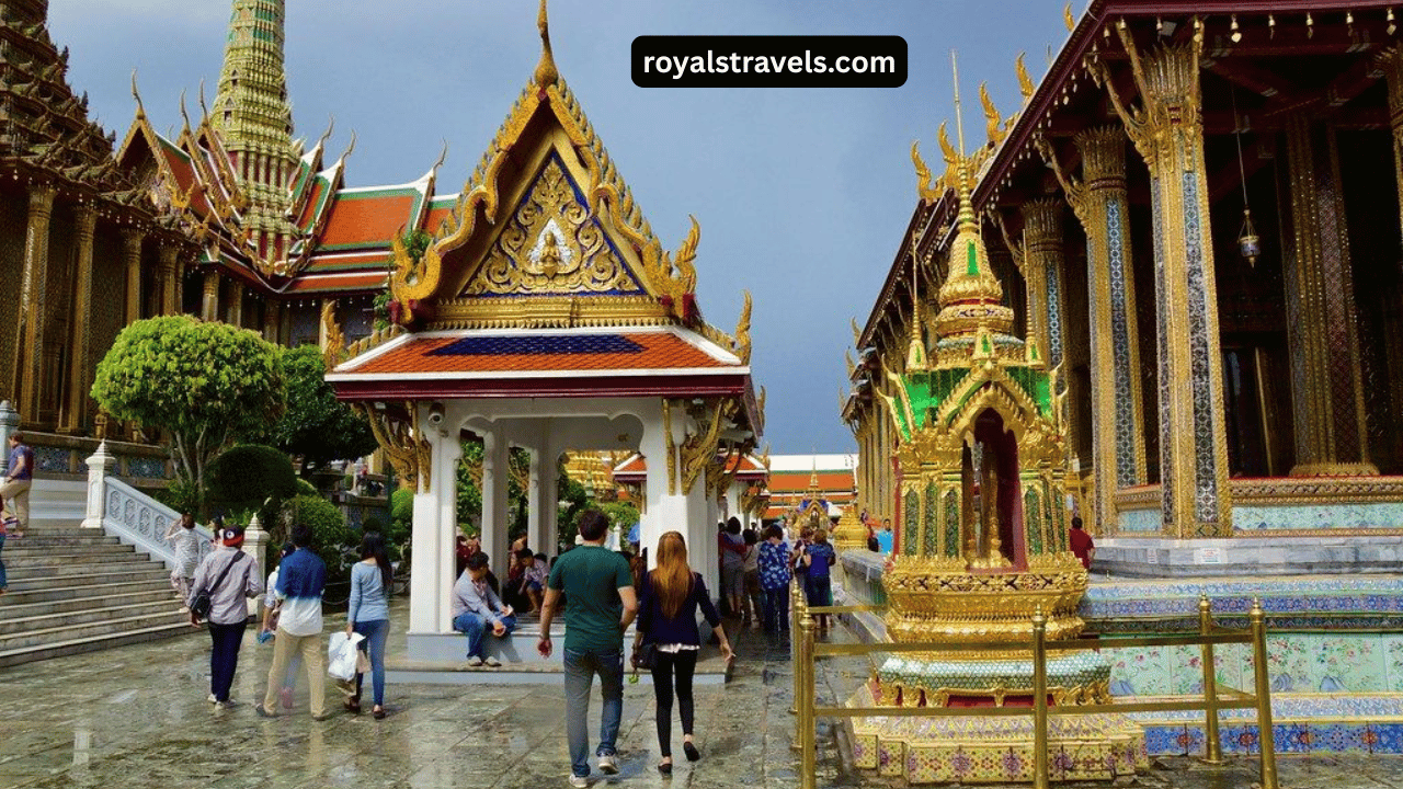 How to live and travel free in Thailand in 2025