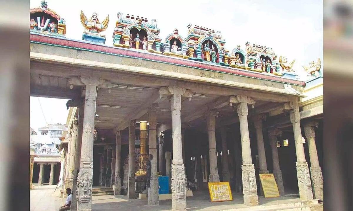 Front mandapam and carved stone pillars of Chennakesava Perumal Temple Chennai