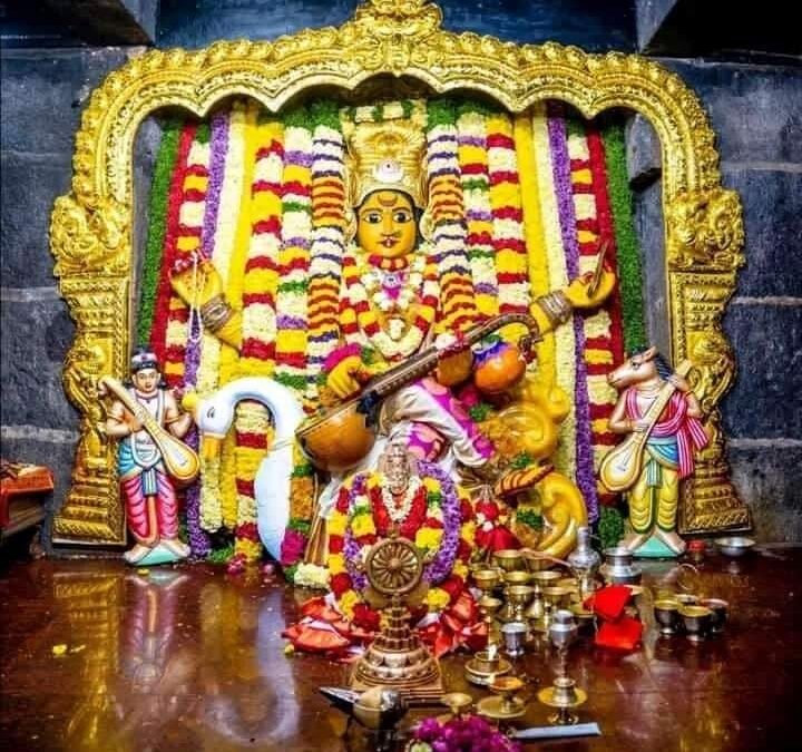 Bhadrakali Temple Warangal: Exploring Telangana’s Ancient Shakti Peeth by the Lake